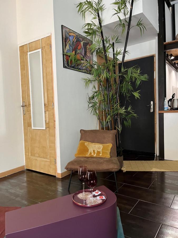 Appartement Atypique Cosy Entre Terre & Mer Marseille Eksteriør bilde