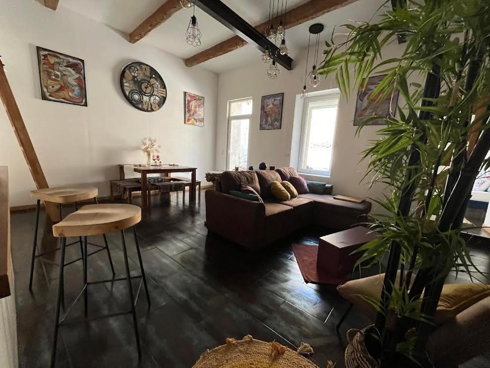Appartement Atypique Cosy Entre Terre & Mer Marseille Eksteriør bilde